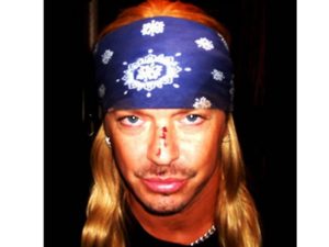 Brett Michaels lesionado