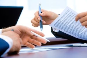 firma de papeleo acuerdo de arbitraje