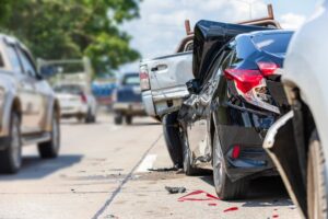 Accidente de múltiples vehículos