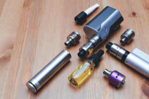 This image shows all the vaping devices.