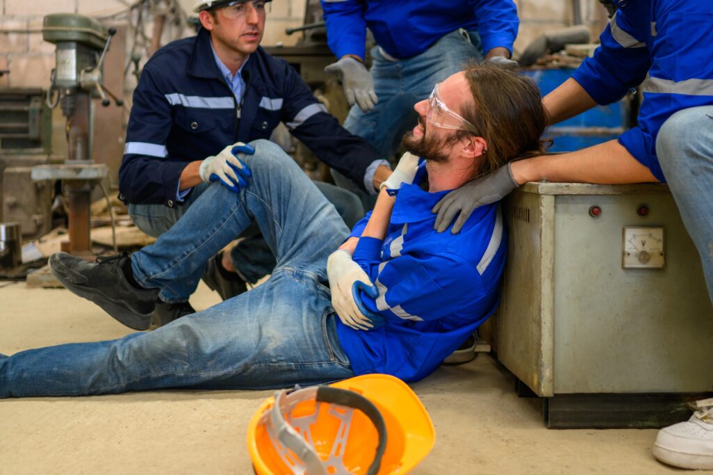 Hombre herido en el trabajo