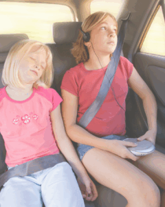passengers under 18 need to wear seatbelts 